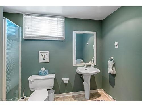 2 Bolger Drive, St. Catharines, ON - Indoor Photo Showing Bathroom
