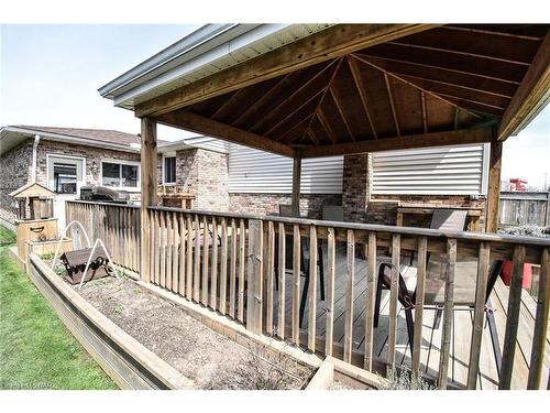 7710 Preakness Street, Niagara Falls, ON - Outdoor With Deck Patio Veranda With Exterior