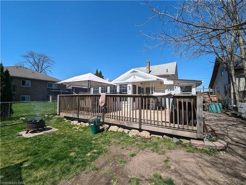 6620 Barker Street, Niagara Falls, ON - Outdoor