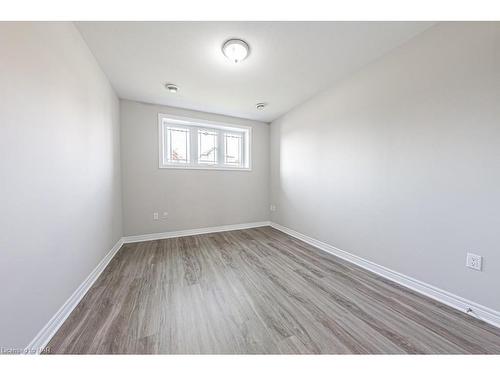 39 Success Way, Thorold, ON - Indoor Photo Showing Other Room