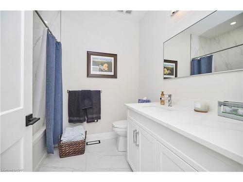 1174 Spears Road, Fort Erie, ON - Indoor Photo Showing Bathroom