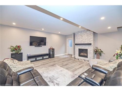 1174 Spears Road, Fort Erie, ON - Indoor Photo Showing Living Room With Fireplace