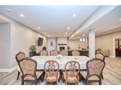 1174 Spears Road, Fort Erie, ON - Indoor Photo Showing Dining Room