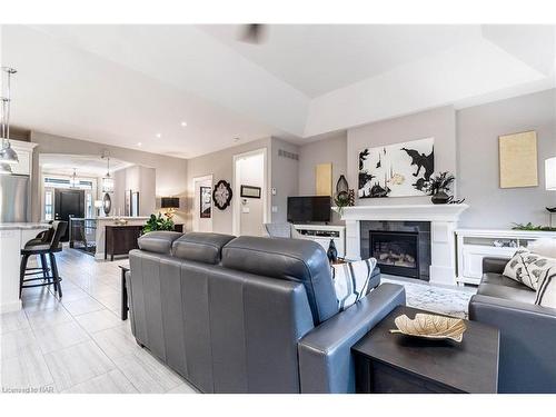 43 Ganton Trail, Welland, ON - Indoor Photo Showing Living Room With Fireplace