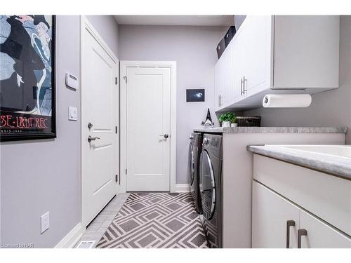 43 Ganton Trail, Welland, ON - Indoor Photo Showing Laundry Room