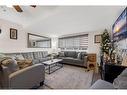 3815 Mathewson Avenue, Crystal Beach, ON  - Indoor Photo Showing Living Room 