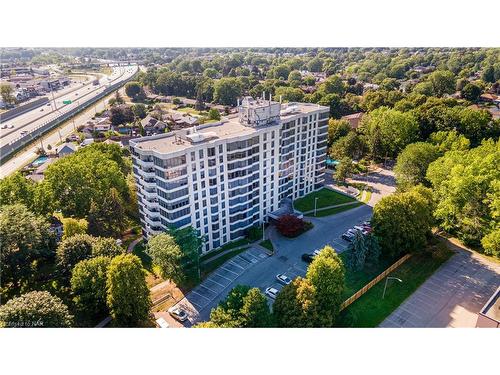812-81 Scott Street, St. Catharines, ON - Outdoor With View