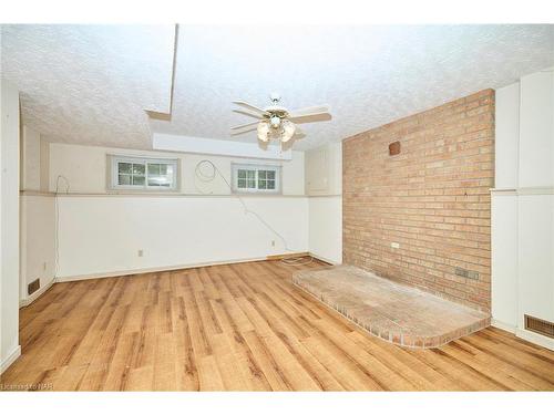 880 Crescent Road, Fort Erie, ON - Indoor Photo Showing Other Room