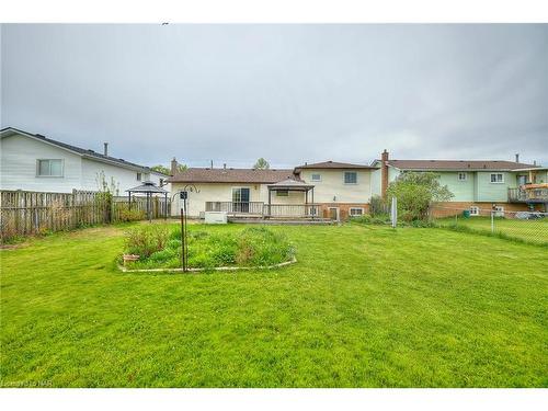 880 Crescent Road, Fort Erie, ON - Outdoor With Deck Patio Veranda With Backyard With Exterior