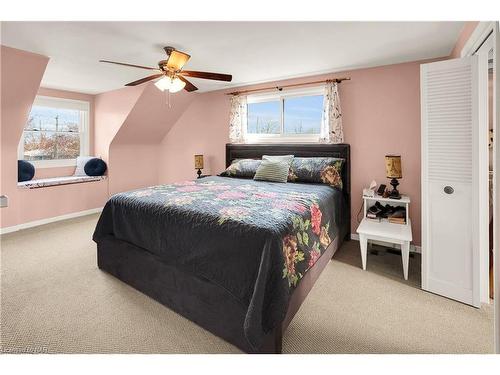 26 Coronation Boulevard, St. Catharines, ON - Indoor Photo Showing Bedroom