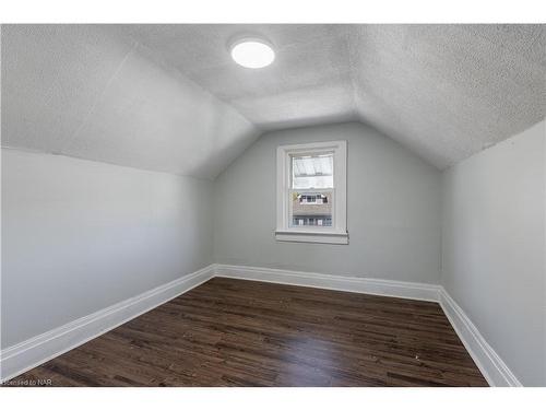 140 Page Street, St. Catharines, ON - Indoor Photo Showing Other Room
