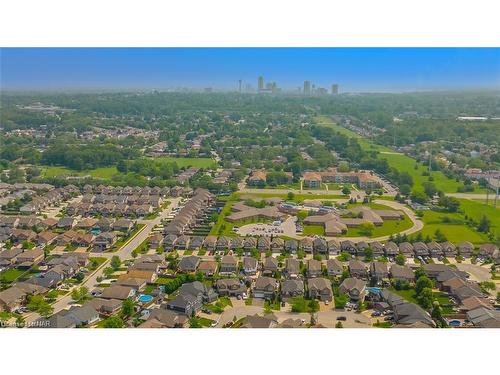 6618 Flora Court, Niagara Falls, ON - Outdoor With View