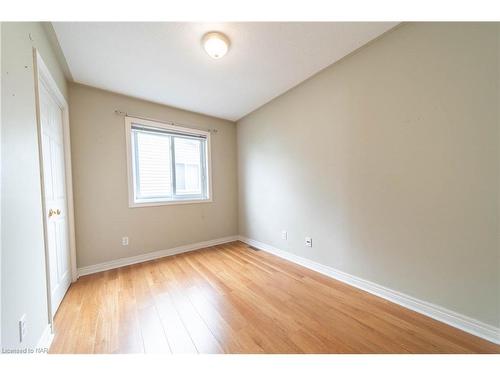 8213 Harvest Crescent, Niagara Falls, ON - Indoor Photo Showing Other Room