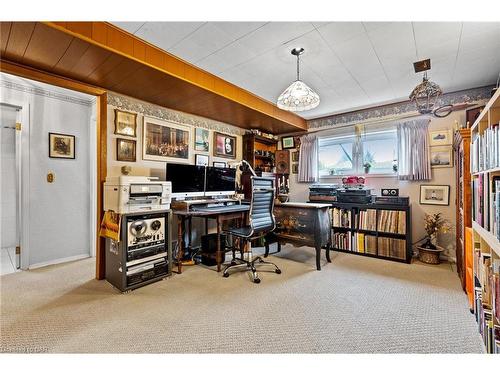 66 Prince Charles Drive, St. Catharines, ON - Indoor Photo Showing Office