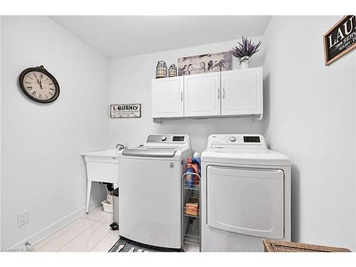 3608 Hibbard St Street, Ridgeway, ON - Indoor Photo Showing Laundry Room