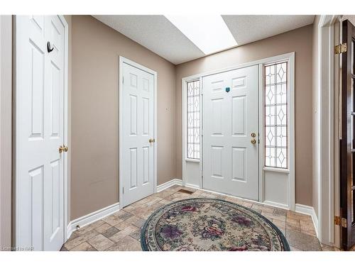 13-10 Elderwood Drive, St. Catharines, ON - Indoor Photo Showing Other Room