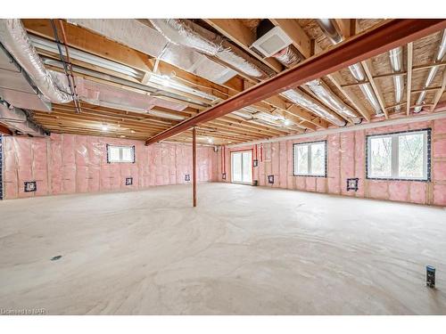 501 Royal Ridge Drive, Fort Erie, ON - Indoor Photo Showing Basement