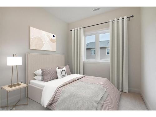 B-11 Shores Lane, Crystal Beach, ON - Indoor Photo Showing Bedroom