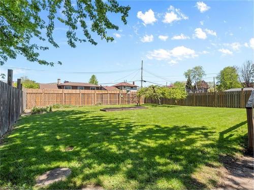 424 Fitch Street, Welland, ON - Outdoor With Backyard