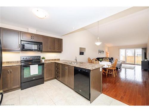 30 Woodburn Avenue, St. Catharines, ON - Indoor Photo Showing Kitchen With Double Sink
