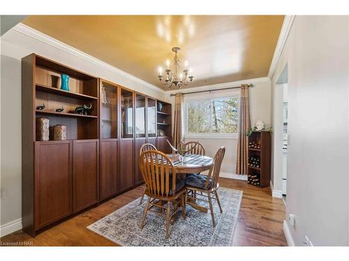 883 Ridge Rd N Road, Ridgeway, ON - Indoor Photo Showing Dining Room