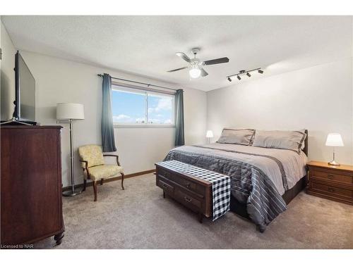 883 Ridge Rd N Road, Ridgeway, ON - Indoor Photo Showing Bedroom