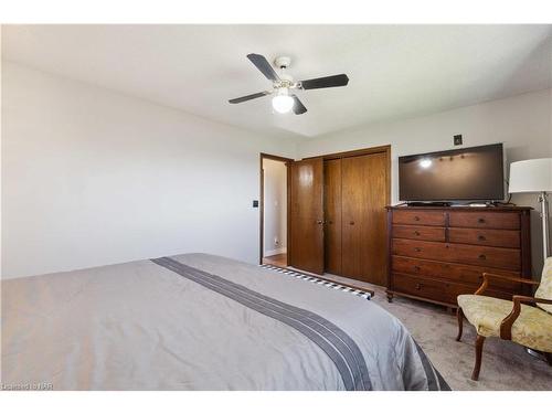 883 Ridge Rd N Road, Ridgeway, ON - Indoor Photo Showing Bedroom