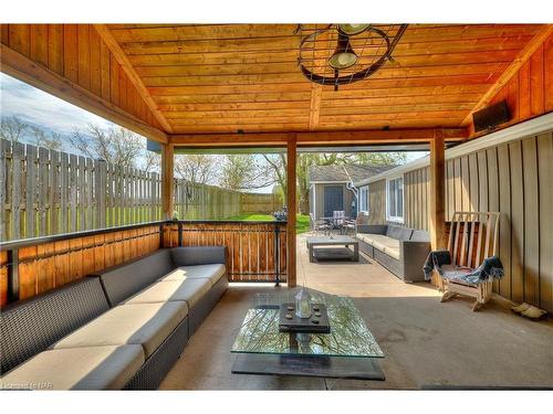 2236 Kottmeier Road, Thorold, ON -  With Deck Patio Veranda With Exterior