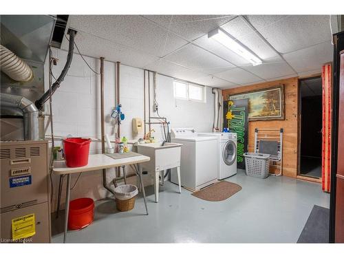 18 Milton Road, St. Catharines, ON - Indoor Photo Showing Laundry Room
