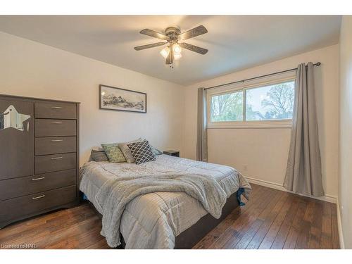 13 La Salle Drive, St. Catharines, ON - Indoor Photo Showing Bedroom