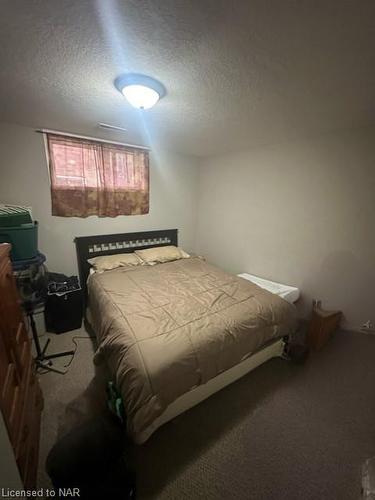 778 Ninth Avenue, Hamilton, ON - Indoor Photo Showing Bedroom