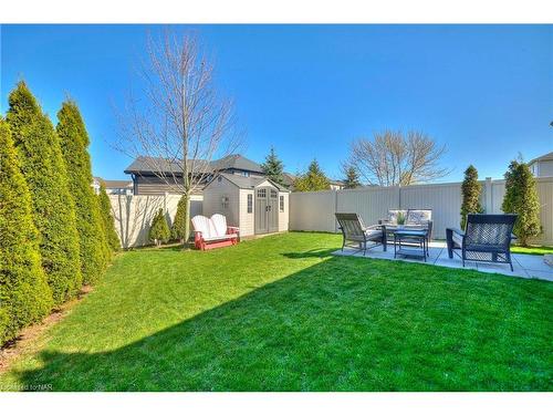 98 Cardinal Crescent, Welland, ON - Outdoor With Backyard