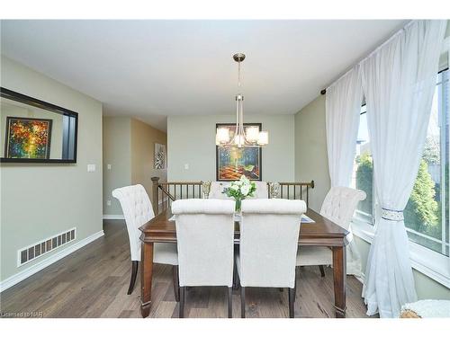 98 Cardinal Crescent, Welland, ON - Indoor Photo Showing Dining Room