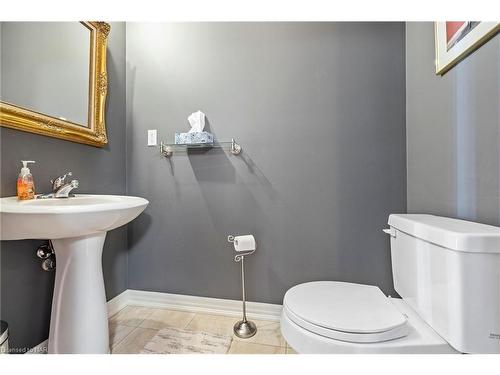 512-245 Dalesford Road, Etobicoke, ON - Indoor Photo Showing Bathroom