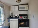 380 Washington Road, Fort Erie, ON  - Indoor Photo Showing Kitchen 