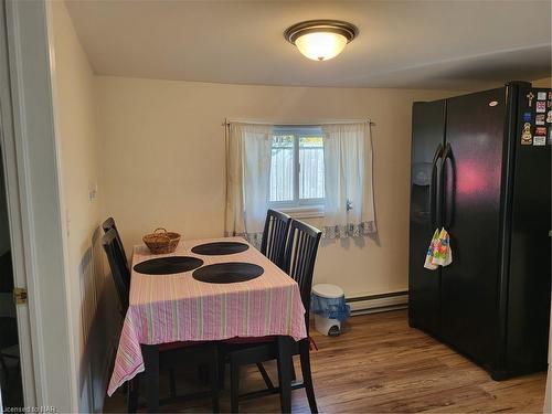 380 Washington Road, Fort Erie, ON - Indoor Photo Showing Dining Room