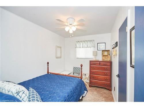 3792 Terrace Lane, Crystal Beach, ON - Indoor Photo Showing Bedroom