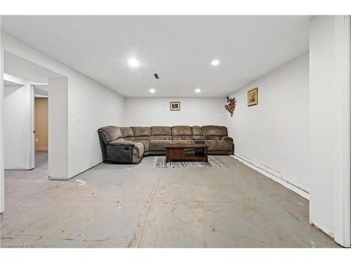 462 Lyons Creek Road, Welland, ON - Indoor Photo Showing Other Room