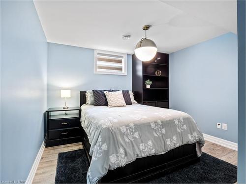 91 Main Street, St. Catharines, ON - Indoor Photo Showing Bedroom