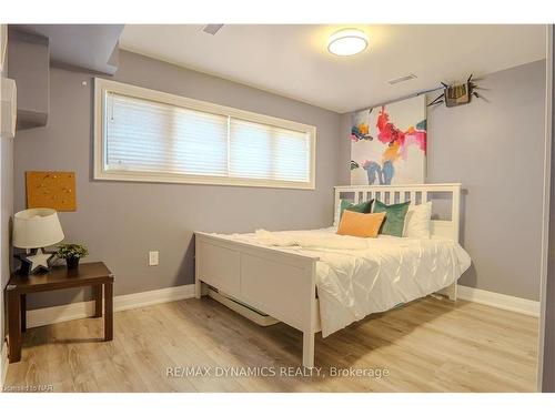 3 Farmington Drive, St. Catharines, ON - Indoor Photo Showing Bedroom