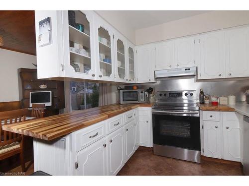 73 Chaplin Avenue, St. Catharines, ON - Indoor Photo Showing Kitchen