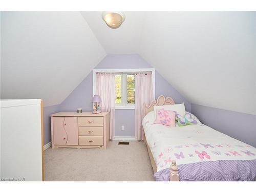 2981 Shawnee Trail, Ridgeway, ON - Indoor Photo Showing Bedroom