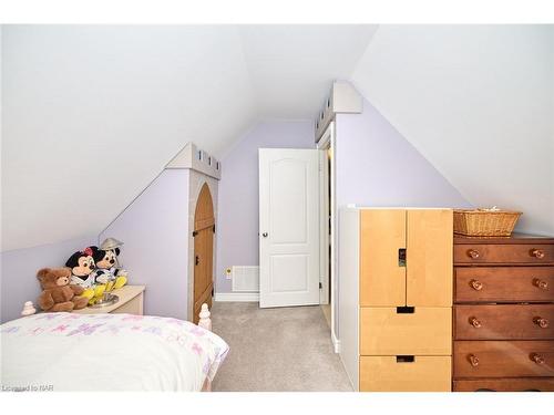 2981 Shawnee Trail, Ridgeway, ON - Indoor Photo Showing Bedroom