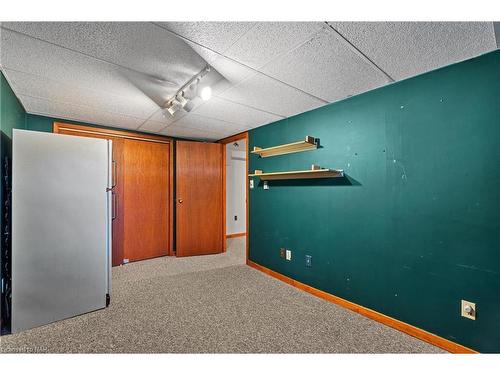 4244 Hixon St Street, Beamsville, ON - Indoor Photo Showing Other Room