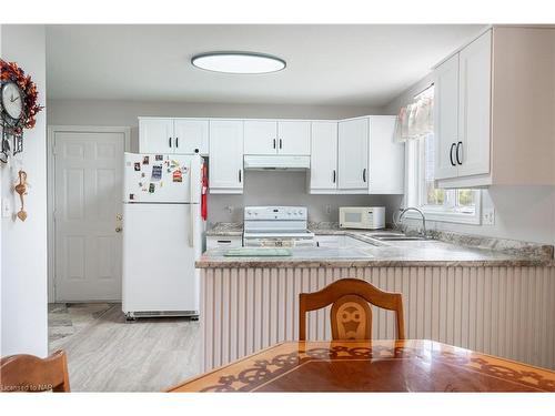 31951 Church Street, Wainfleet, ON - Indoor Photo Showing Kitchen