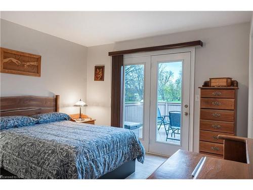 31951 Church Street, Wainfleet, ON - Indoor Photo Showing Bedroom