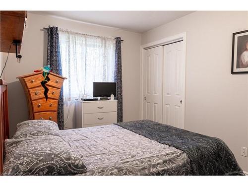 31951 Church Street, Wainfleet, ON - Indoor Photo Showing Bedroom