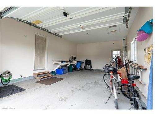 31951 Church Street, Wainfleet, ON - Indoor Photo Showing Garage