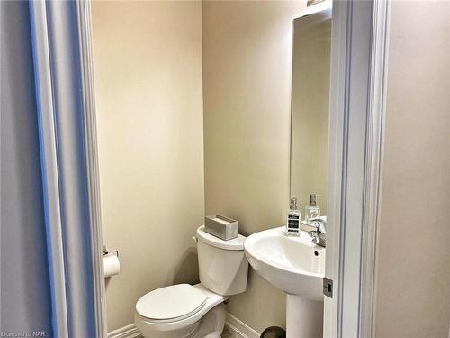 36-340 Prospect Point Road N, Ridgeway, ON - Indoor Photo Showing Bathroom