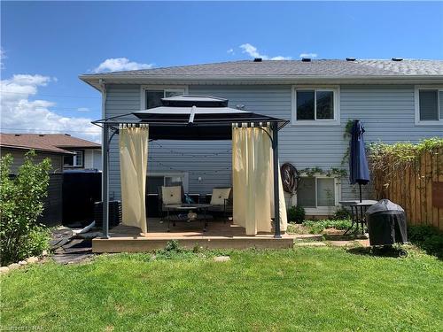 8653 Willoughby Drive, Niagara Falls, ON - Outdoor